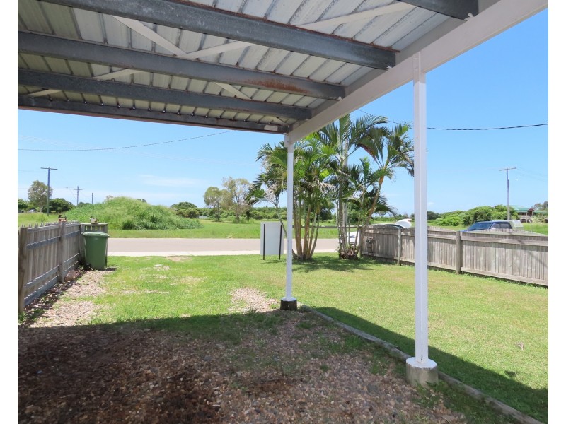 105 Hillview Road, Bowen QLD 4805