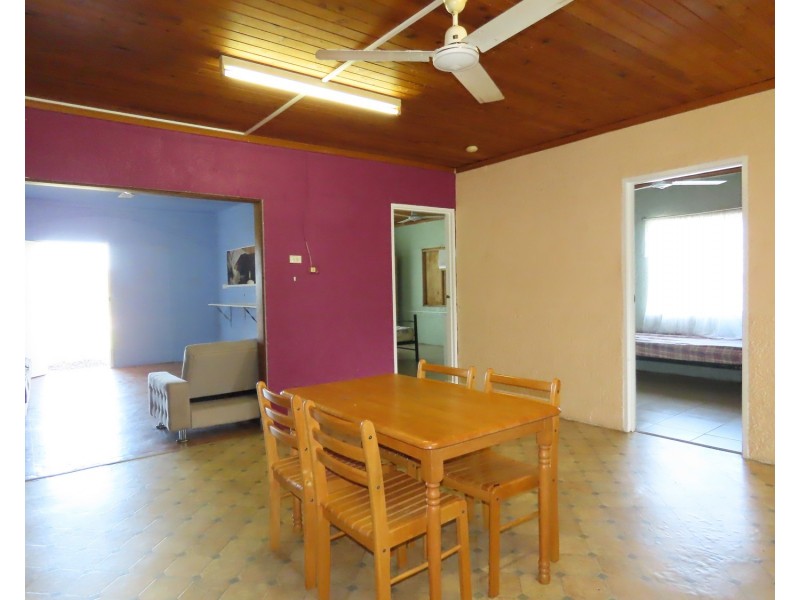 105 Hillview Road, Bowen QLD 4805