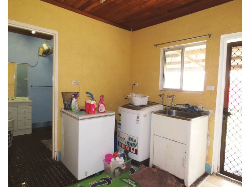 105 Hillview Road, Bowen QLD 4805