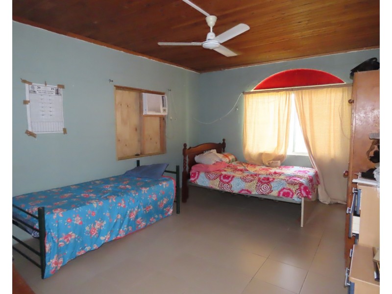 105 Hillview Road, Bowen QLD 4805