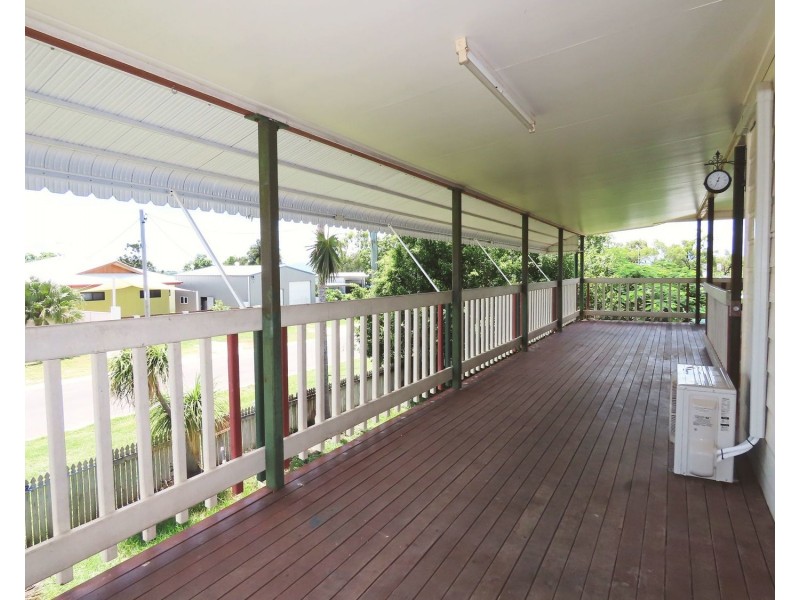 43 Whyte Avenue, Bowen QLD 4805