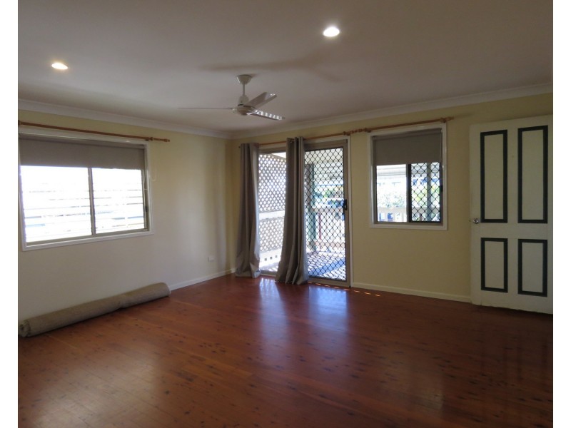 43 Whyte Avenue, Bowen QLD 4805