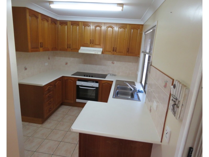 43 Whyte Avenue, Bowen QLD 4805