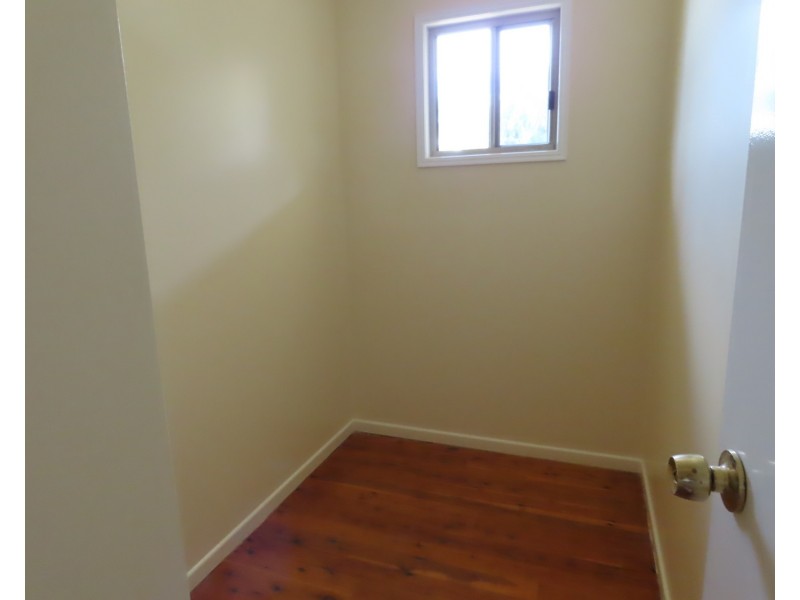 43 Whyte Avenue, Bowen QLD 4805