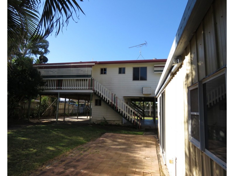 43 Whyte Avenue, Bowen QLD 4805