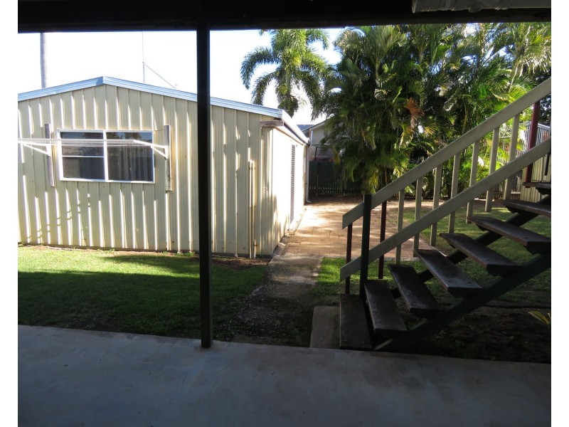 43 Whyte Avenue, Bowen QLD 4805