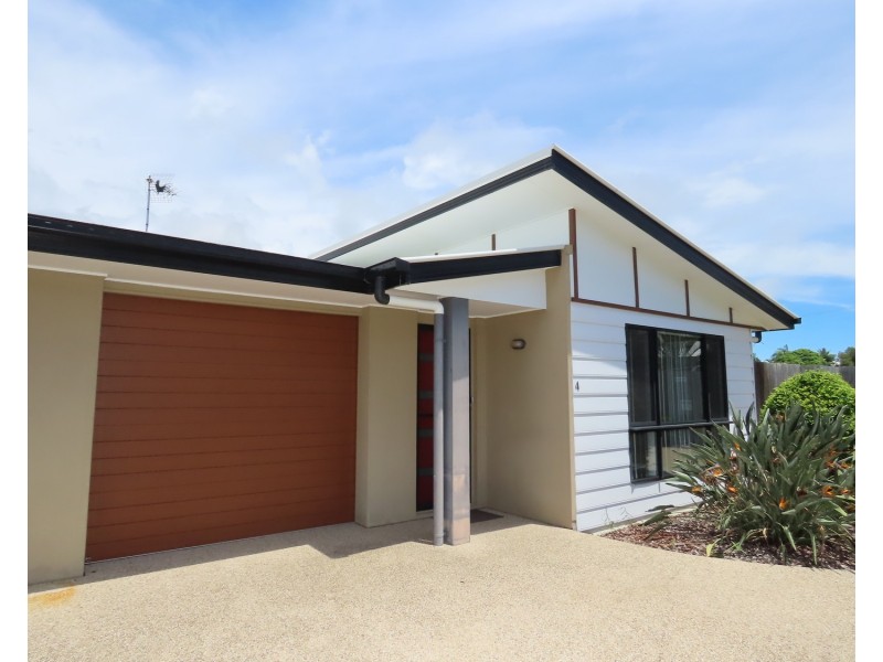 4/10 Gordon Street, Bowen QLD 4805