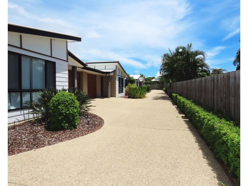 4/10 Gordon Street, Bowen QLD 4805