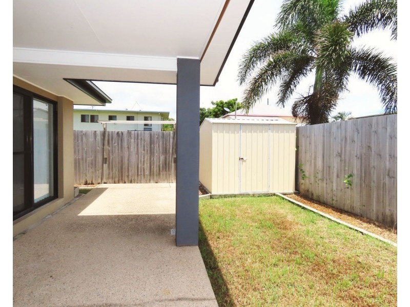 4/10 Gordon Street, Bowen QLD 4805