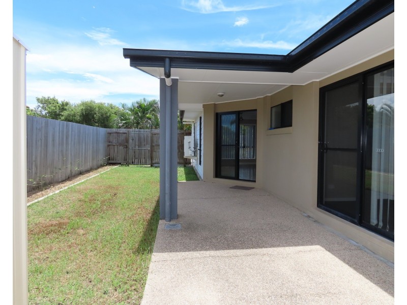 4/10 Gordon Street, Bowen QLD 4805