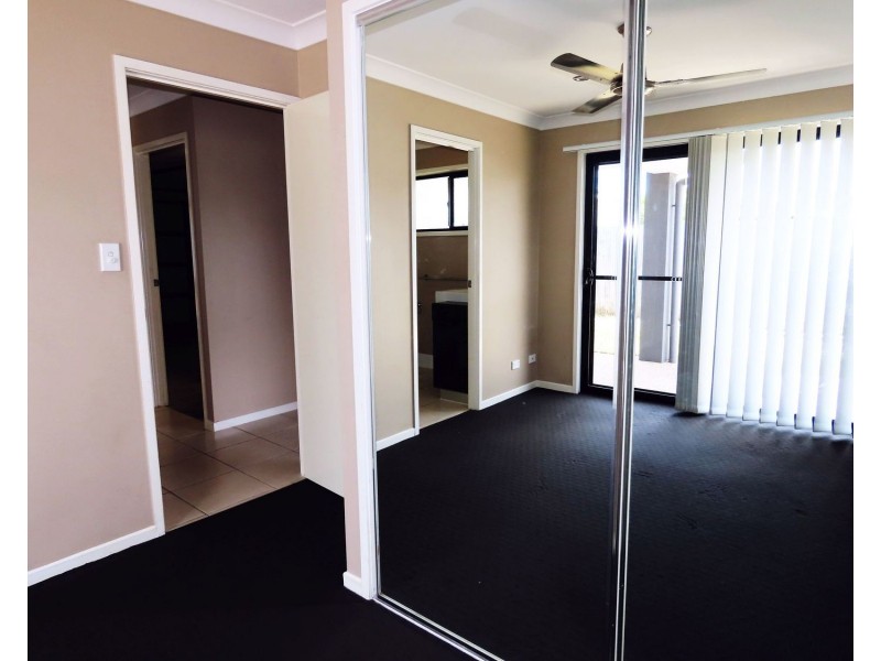 4/10 Gordon Street, Bowen QLD 4805