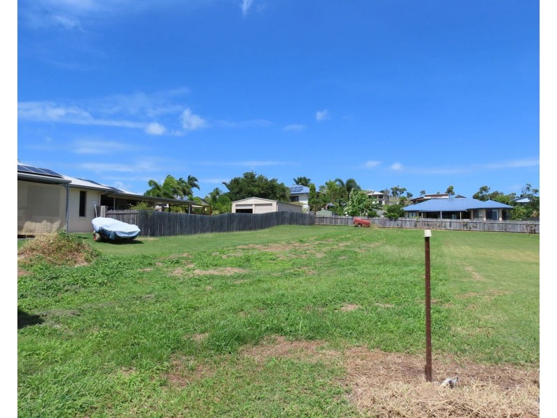 13 Bayside Court, Bowen QLD 4805