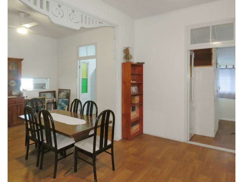 40-42 Poole Street, Bowen QLD 4805