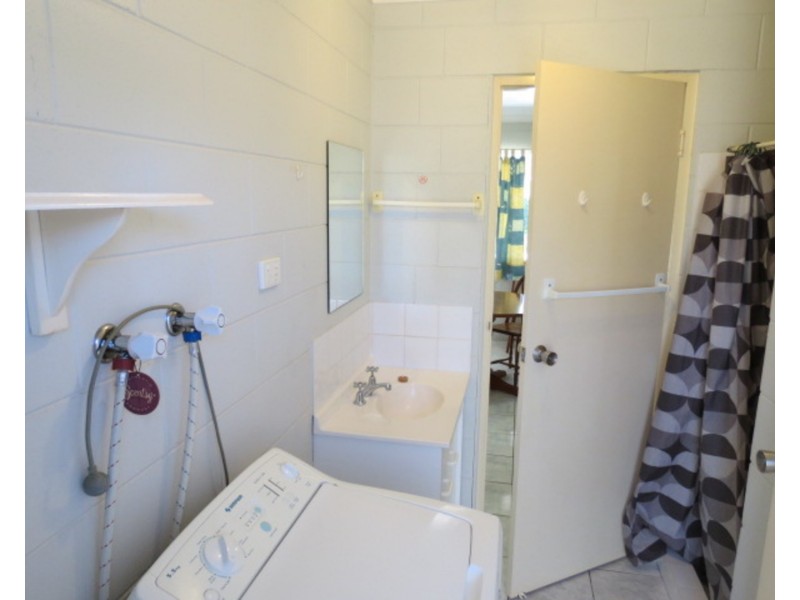6/43 Crofton Street, Bowen QLD 4805