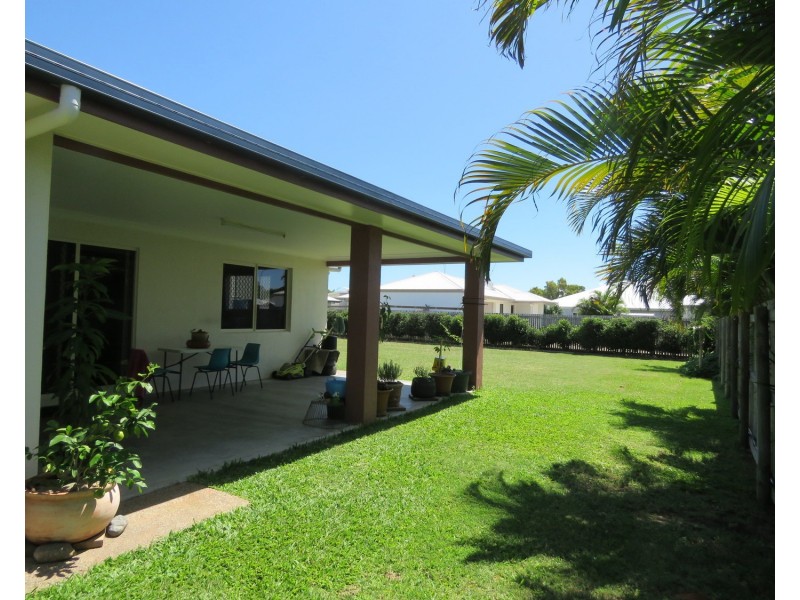5 Lemon Grove, Bowen QLD 4805