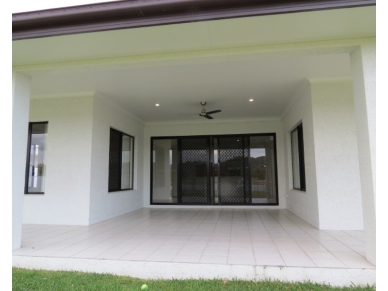 34 Scenic Crescent, Bowen QLD 4805