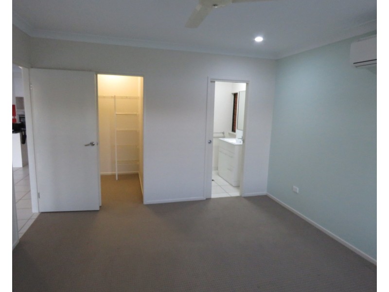 34 Scenic Crescent, Bowen QLD 4805