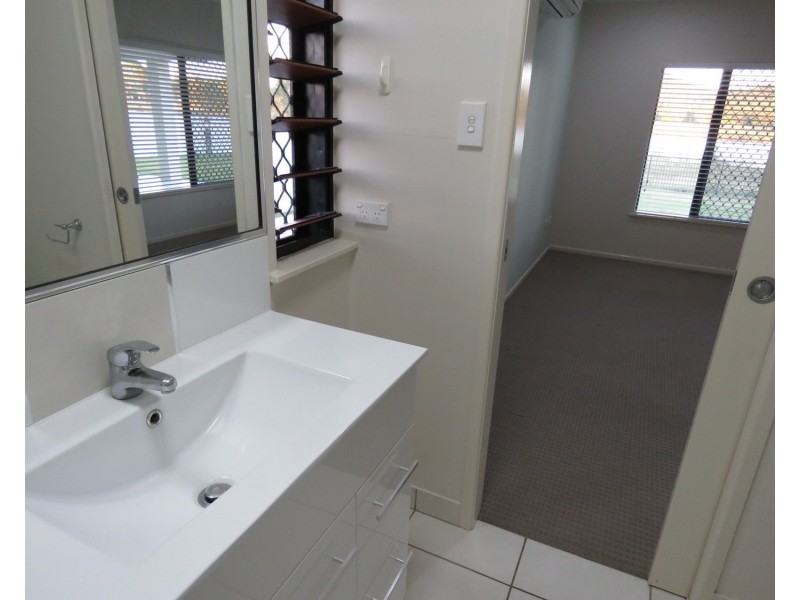 34 Scenic Crescent, Bowen QLD 4805