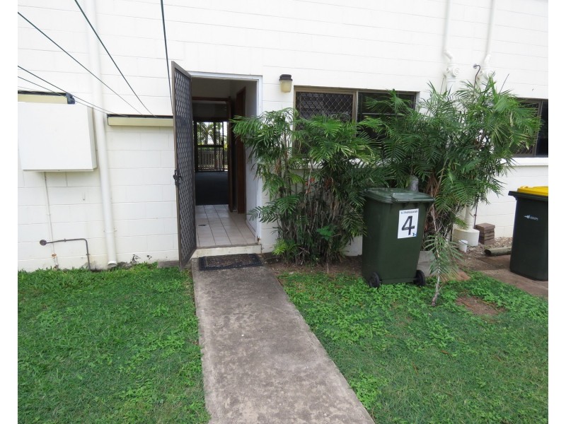 4/60 Herbert Street, Bowen QLD 4805