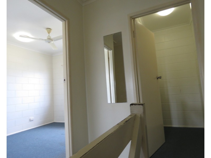 4/60 Herbert Street, Bowen QLD 4805