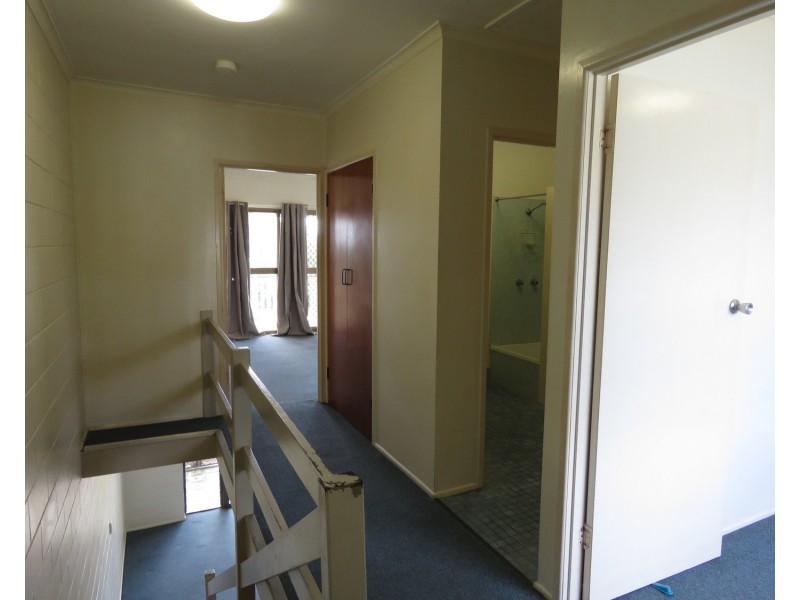 4/60 Herbert Street, Bowen QLD 4805