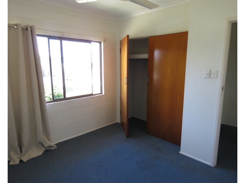4/60 Herbert Street, Bowen QLD 4805