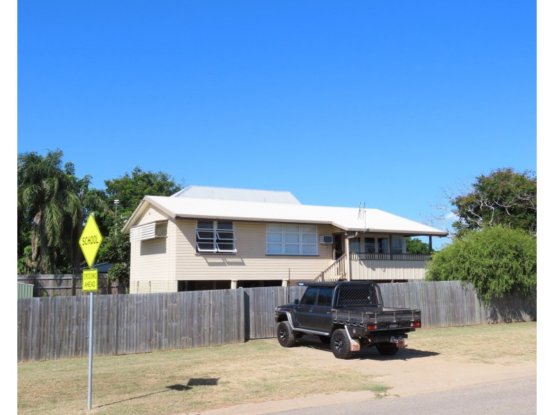 22a Sinclair Street, Bowen QLD 4805