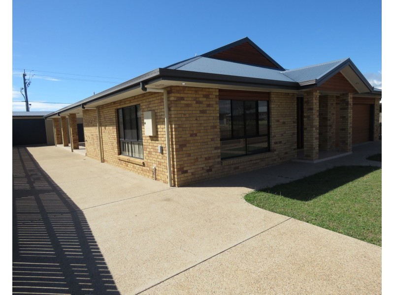 9 Banks Drive, Bowen QLD 4805