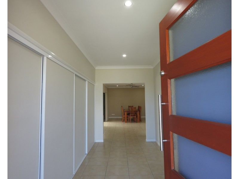 9 Banks Drive, Bowen QLD 4805