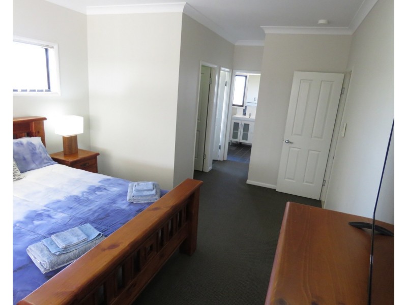 9 Banks Drive, Bowen QLD 4805