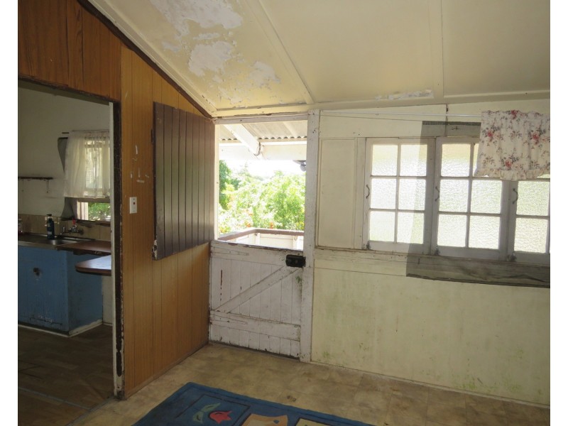 86 Herbert Street, Bowen QLD 4805