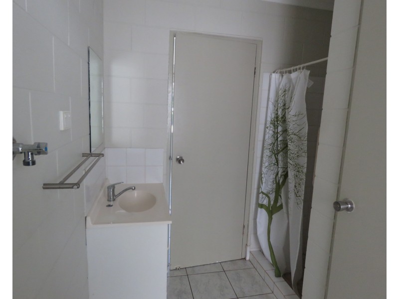 3/43 Crofton Street, Bowen QLD 4805