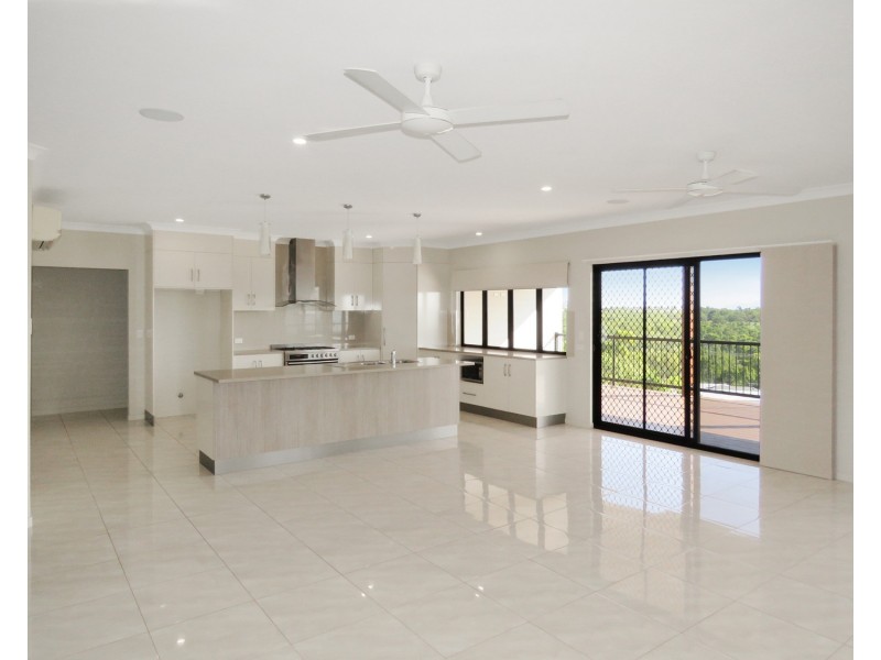 19 Harbourview Terrace, Bowen QLD 4805