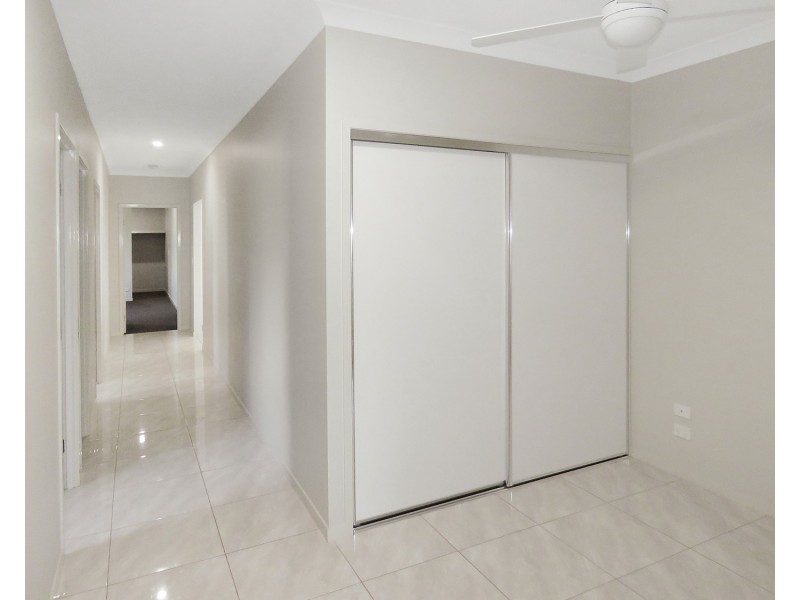 19 Harbourview Terrace, Bowen QLD 4805