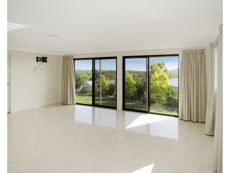 19 Harbourview Terrace, Bowen QLD 4805