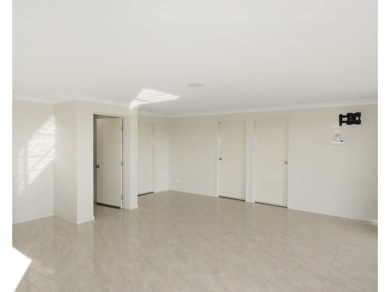 19 Harbourview Terrace, Bowen QLD 4805