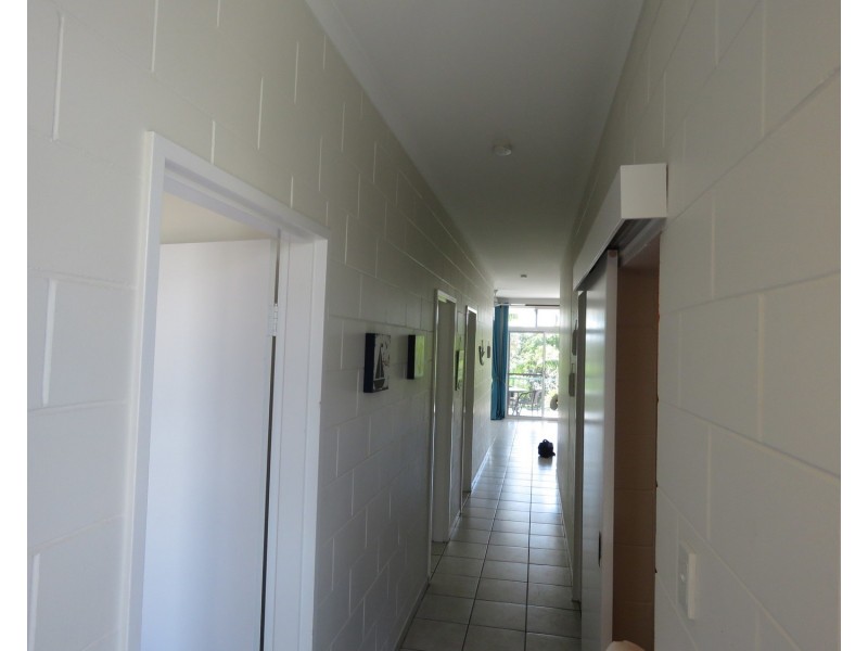 11/89 Horseshoe Bay Road, Bowen QLD 4805