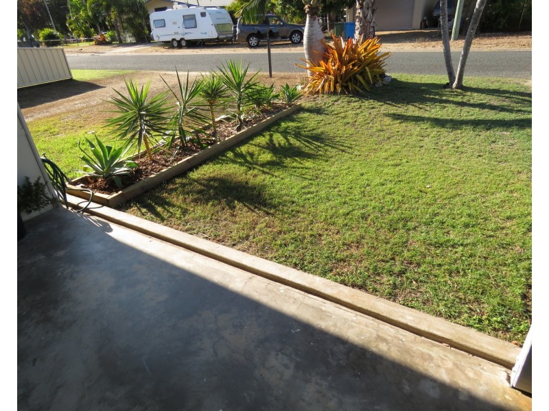 2/6 Webster Street, Bowen QLD 4805