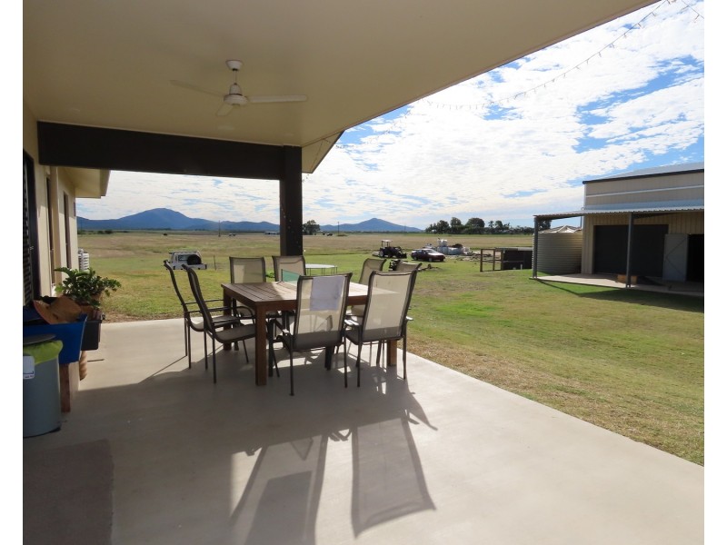 11 Sandy Lane, Bowen QLD 4805