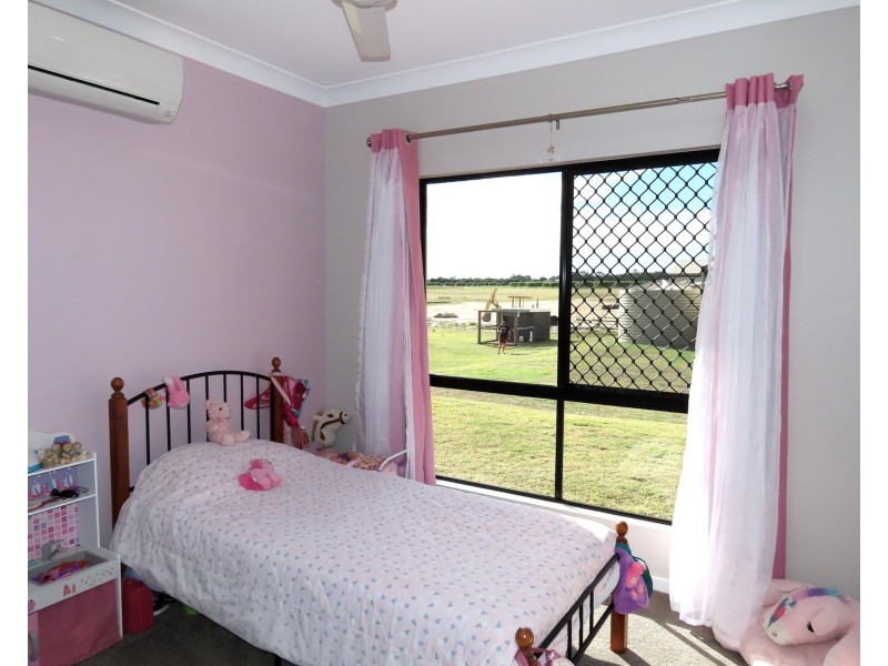 11 Sandy Lane, Bowen QLD 4805