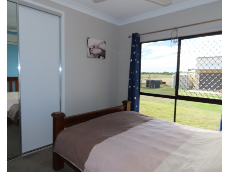 11 Sandy Lane, Bowen QLD 4805