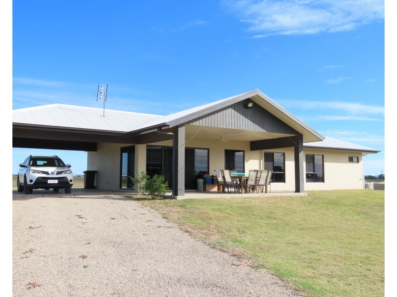 11 Sandy Lane, Bowen QLD 4805