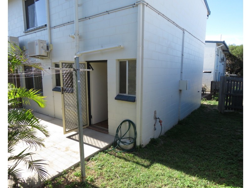 3/121 Herbert Street, Bowen QLD 4805