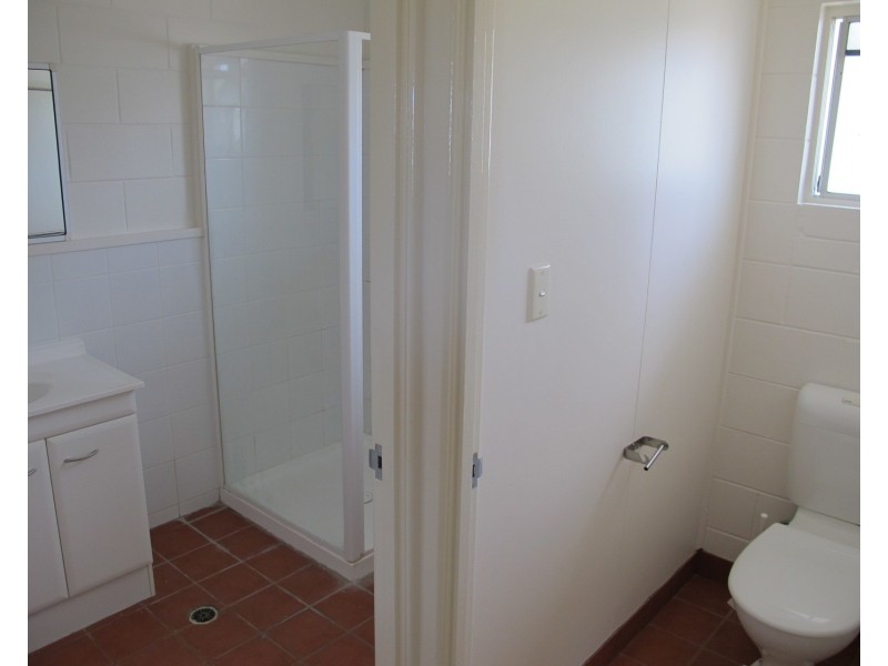 3/121 Herbert Street, Bowen QLD 4805