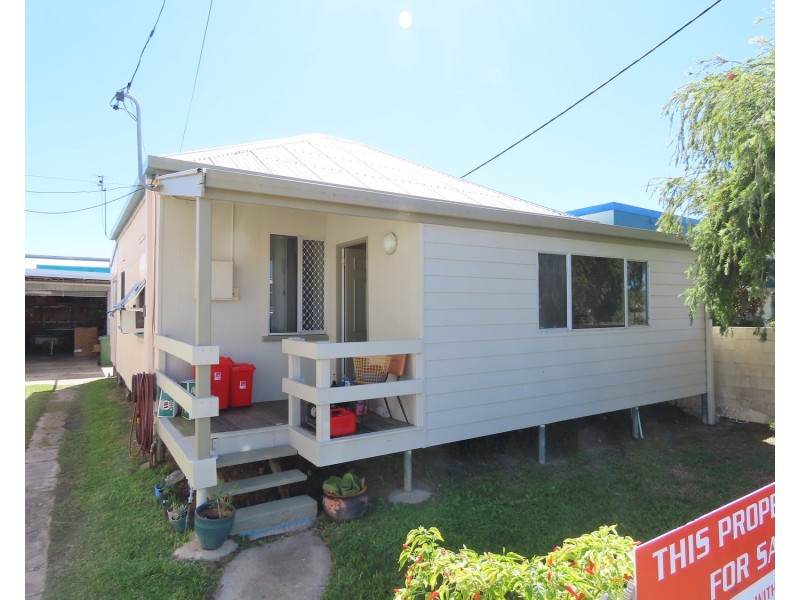 30 – 32 George Street, Bowen QLD 4805