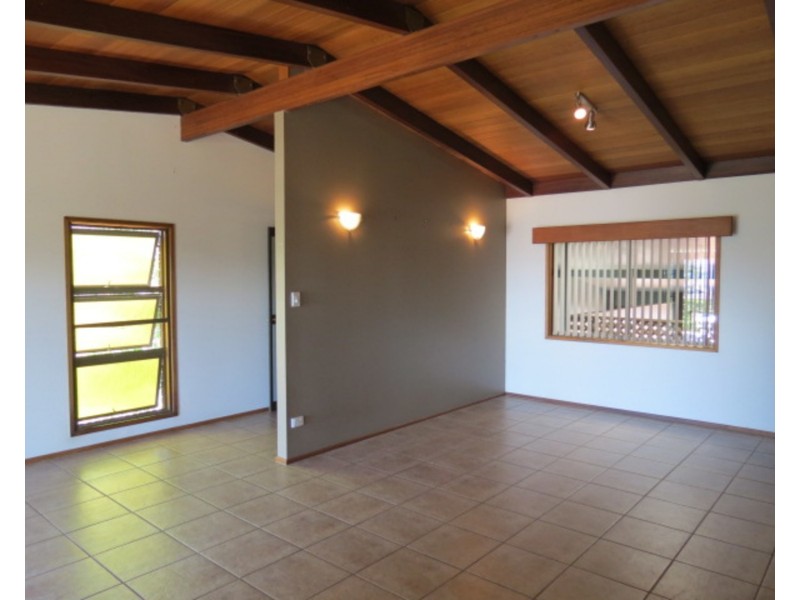 9 Avicennia Street, Bowen QLD 4805