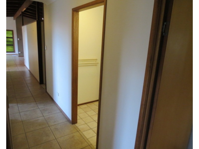 9 Avicennia Street, Bowen QLD 4805