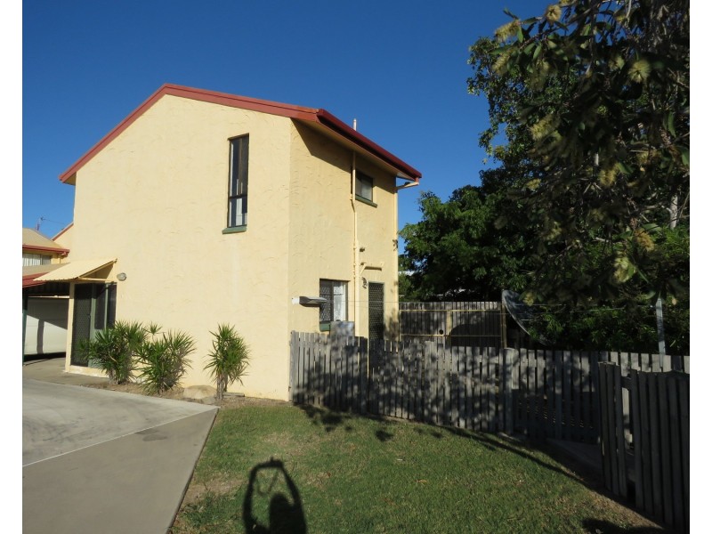 8/2A Powell Street, Bowen QLD 4805