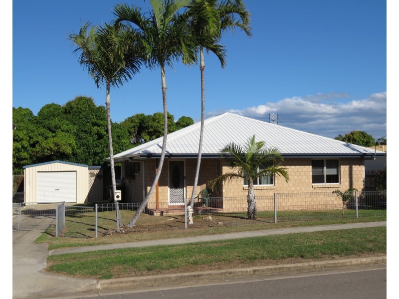 2/7 Leichhardt Street, Bowen QLD 4805