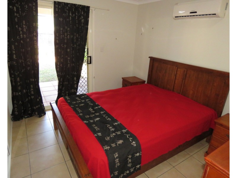 2/7 Leichhardt Street, Bowen QLD 4805